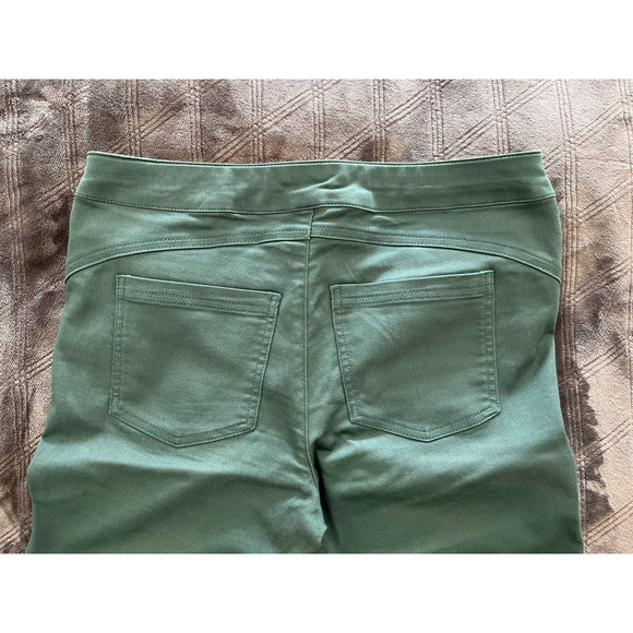 Christopher & Banks Teal Straight Leg Stretchy Size 6 Jeans - Picture 2 of 9